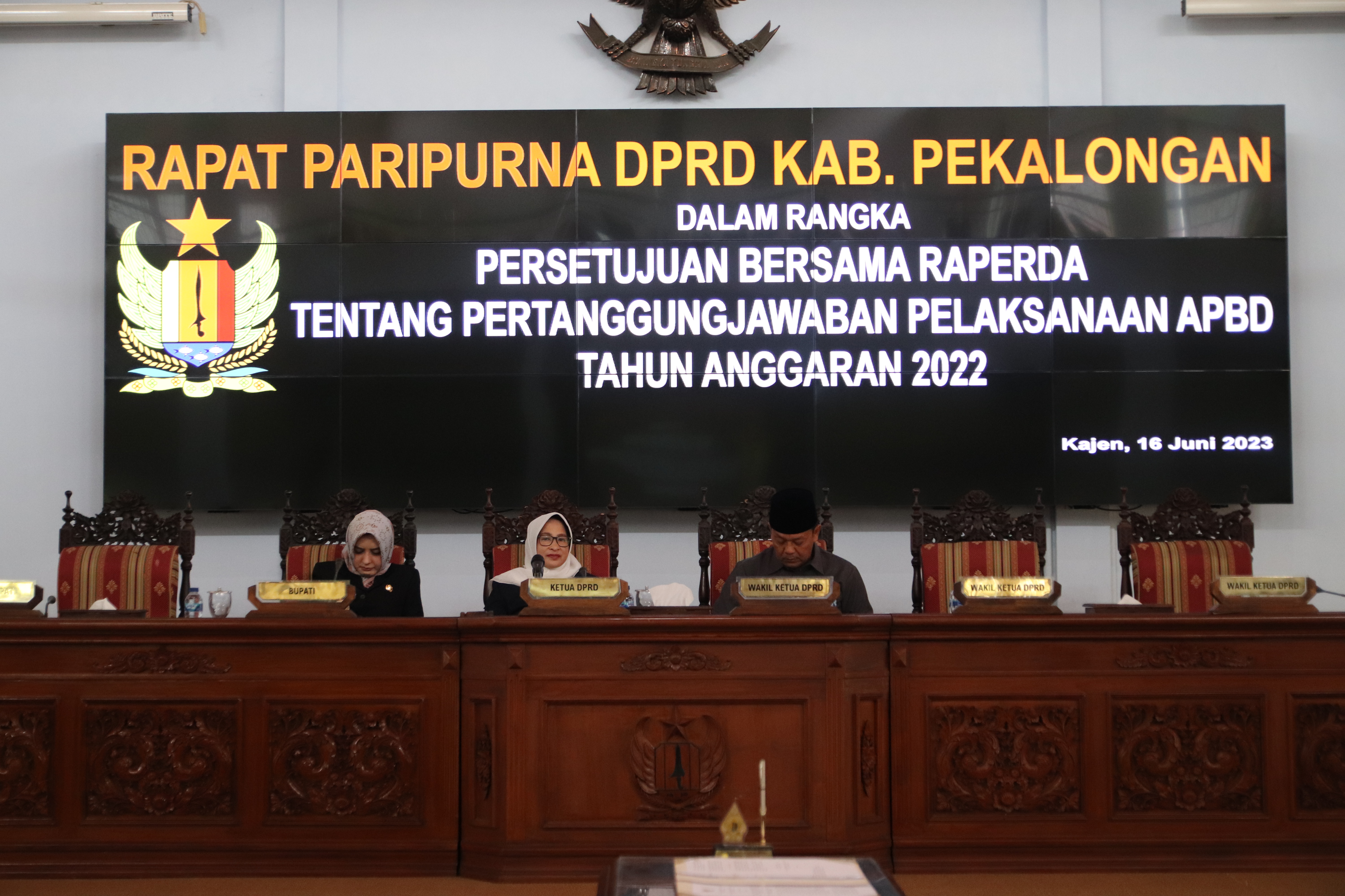 DPRD Kabupaten Pekalongan Menyetujui Raperda tentang Pertanggungjawaban APBD Tahun 2022