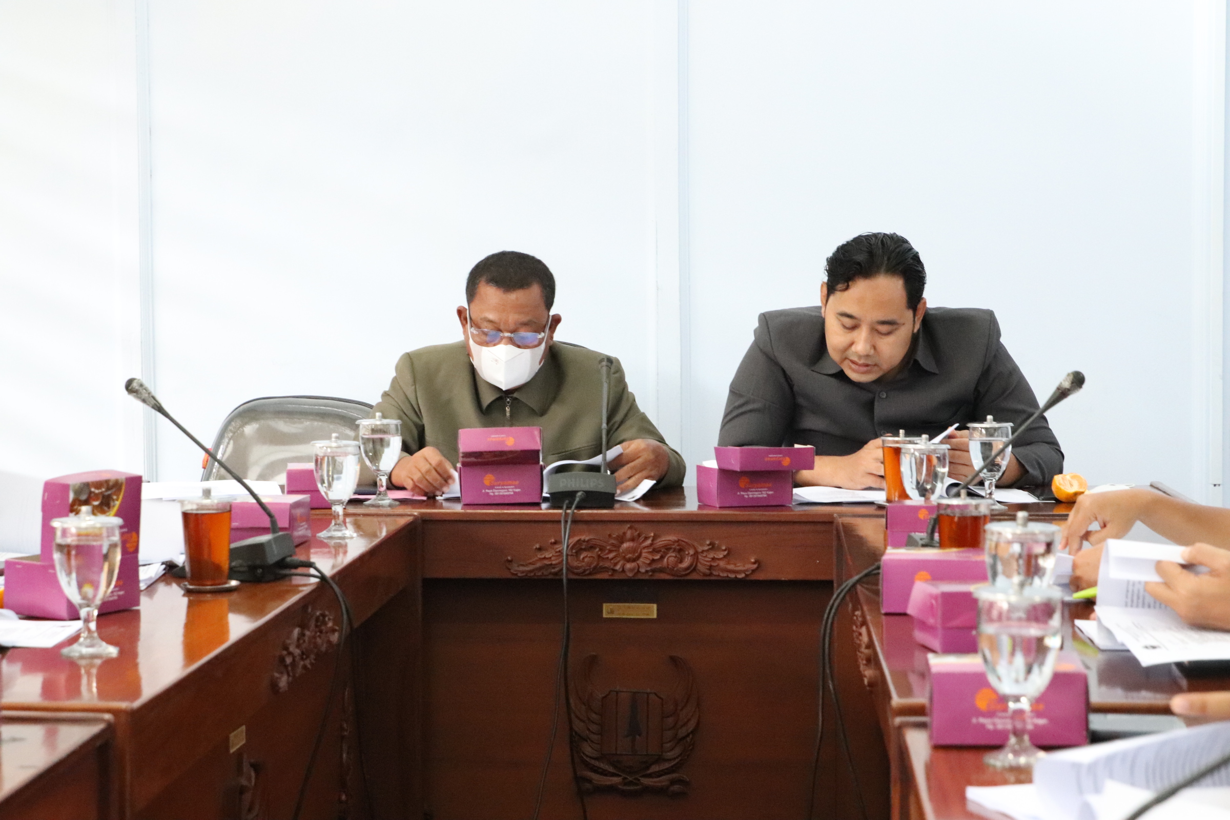  Ketua Pansus II DPRD Kabupaten Pekalongan Samsul Bakhri, S.Ag Memimpin Rapat Kerja Mmembahas Tindak Lanjut Penyempurnaan Raperda